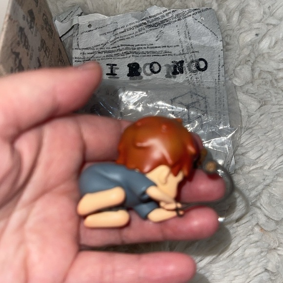 Pop mark Hirono echo Cute Figurine with box collectable item NWT resin plastic - Picture 6 of 14